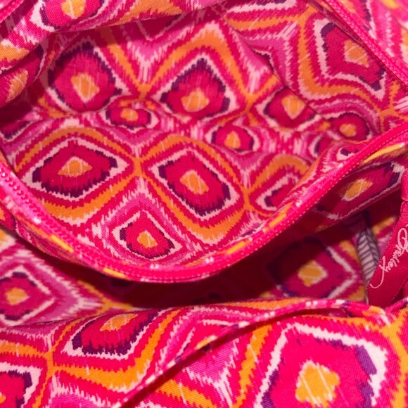 Vera Bradley Mandy Tote With Wallet in the Discontinued "Clementine" pattern. - Picture 5 of 16